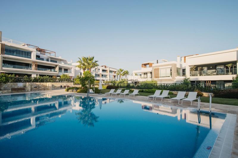 Foto 684f66b2-e10a-4d94-b2a5-4177932a99cb. Miete dachwohnung mit parking pool in Cancelada Estepona