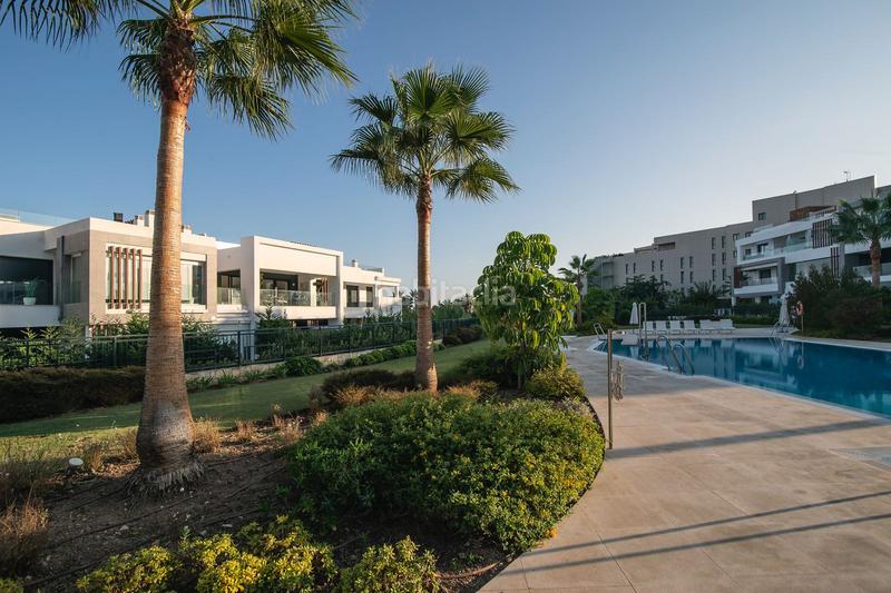 Foto 8492a0f1-0c6c-4036-948a-850eaea45fed. Miete dachwohnung mit parking pool in Cancelada Estepona