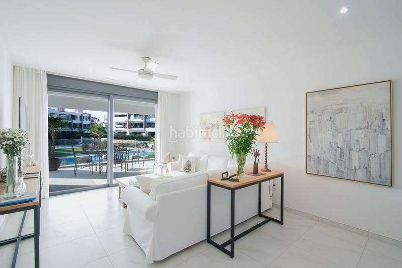 Foto fd4c89c4-f32d-4617-ba08-ba8237aba45a. Miete dachwohnung mit parking pool in Cancelada Estepona