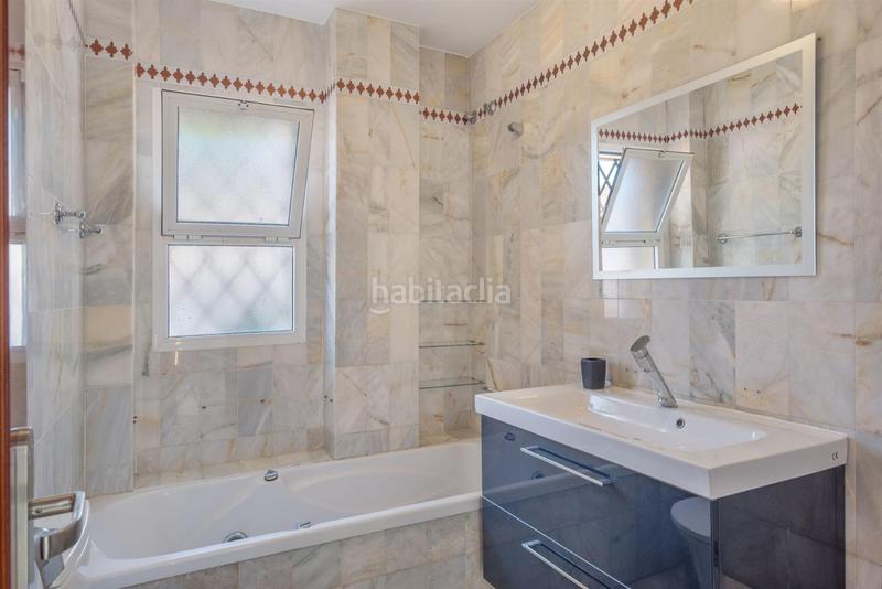 Foto ad766d82-e243-4bc4-8012-96a7963ad894. Casa fantástica villa de estilo clásico en la prestigiosa urbanización de Hacienda Las Chapas, este en Marbella