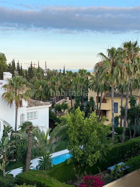 Foto 283bc33e-65a0-497d-922c-17e4a15a2ba5. Ático fantástico ático dúplex con orientación sur en una bonita urbanización en la zona de nageles, en Marbella
