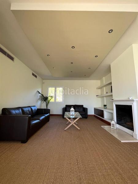 Foto 7bd0b344-2408-4482-9afe-2e7fbc87d08b. Ático fantástico ático dúplex con orientación sur en una bonita urbanización en la zona de nageles, en Marbella