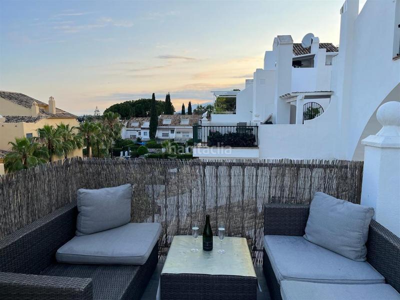 Foto cff0d538-5e29-4e6b-bc83-2395d3e92ed5. Ático fantástico ático dúplex con orientación sur en una bonita urbanización en la zona de nageles, en Marbella