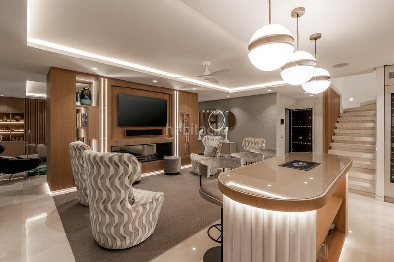 Foto 817a9ebb-375b-4c4e-b759-98cbbaaad7ae. Apartamento espectacular y lujoso apartamento en primera línea de playa en la zona más exclusiva , Puente Romano en Marbella