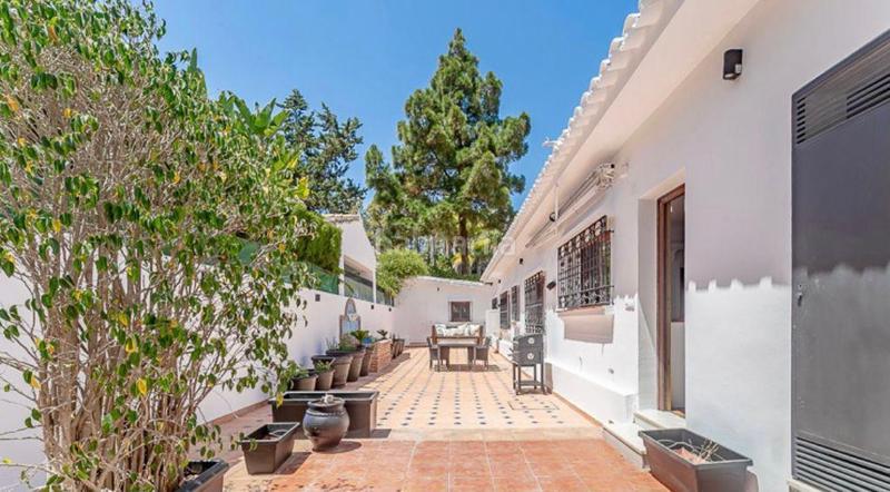 Foto 60d6e037-e695-4500-9912-0fac9d576034. Lloguer casa amb aparcament piscina a Río Real Marbella