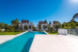 Casa a La Merced. Villa moderna de 4 dormitorios en el corazón de marbella