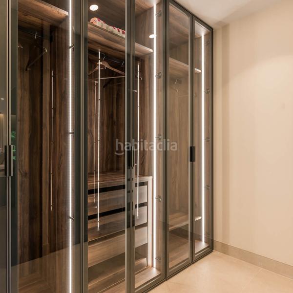 Foto 232a09b1-d7e8-4bea-aba9-b26182c274ba. Planta baja lujoso apartamento en planta baja de 3 dormitorios en primera línea de playa, nueva milla de oro, en Estepona
