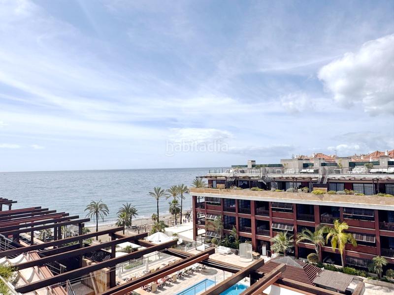 Foto 09e386c9-233b-42b6-b730-867822bd3dcc. Ático fantástico ático dúplex en guadalpín banús, primera línea de playa, frontal al mar con impresionantes vistas en Marbella
