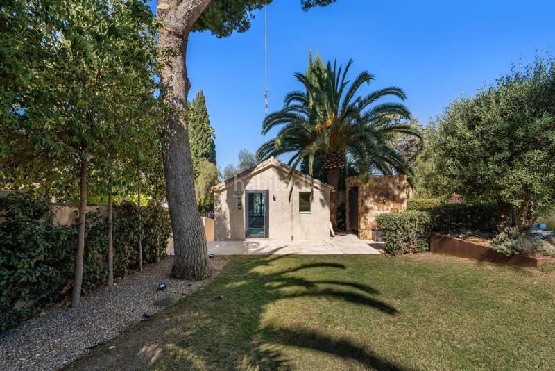 Foto 0d1f75b4-1542-4eef-8a39-ab8f09015eb4. Casa impresionante y lujosa villa en Río Real, este en Marbella