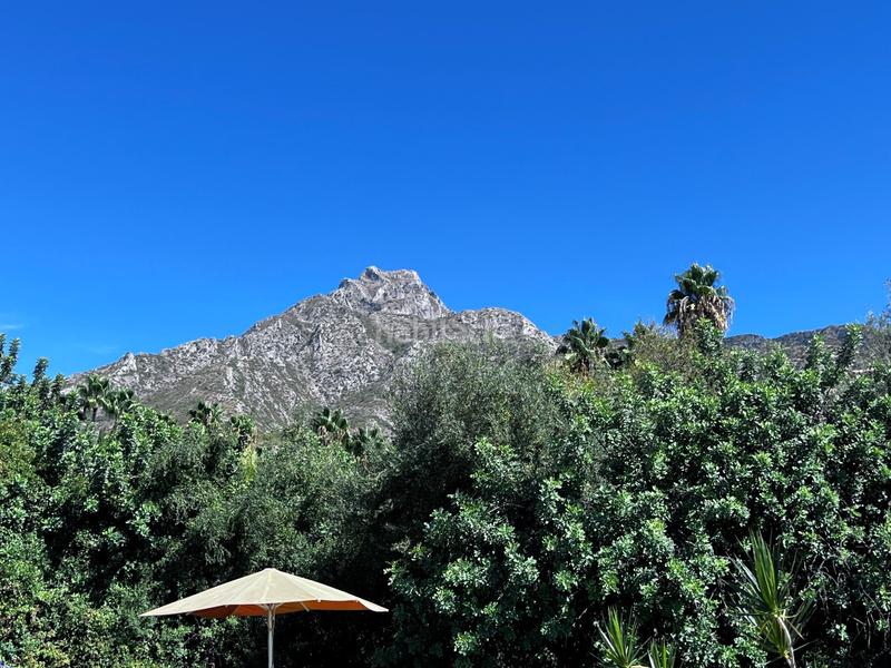 Foto ea5d4b99-9e4e-4512-861b-5e2edc452eb4. Terreno residencial oportunidad única en los picos de sierra blanca! espectacular parcela con vistas al mar en Marbella