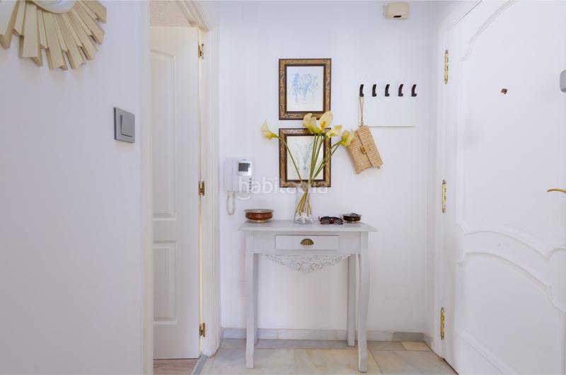 Foto 5e30e0ad-3998-44c5-af48-d7b32e9d61b8. Ático exclusivo ático dúplex en segunda línea de playa en la fontanilla, centro en Marbella