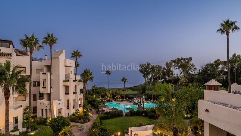 Foto bc2e54e7-b5ce-49c5-ba1b-ae1b4e8883d9. Apartamento lujoso apartamento en primera línea de playa con increíbles vistas en bahía dEl Velerín, en Estepona