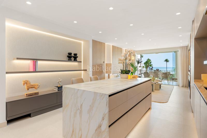 Foto f867d9b3-0620-4929-ad64-5047bf6a4c3a. Apartamento lujoso apartamento en primera línea de playa con increíbles vistas en bahía dEl Velerín, en Estepona
