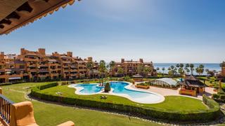 Apartament a Zona de Punta Plata. Lujoso apartamento totalmente reformado frente al mar y en prime