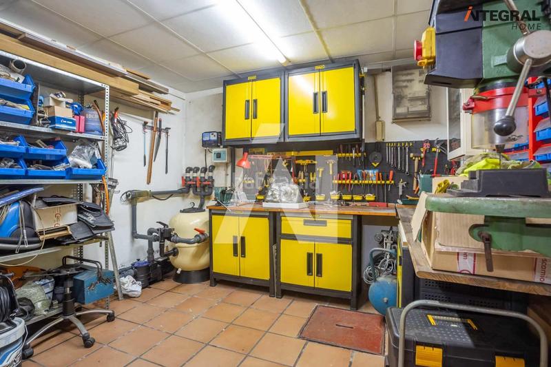 Foto 21eb180b-e04e-4693-afa2-8ecc7898464e. Chalet mit heizung parking pool in Zona Alta Premià de Mar