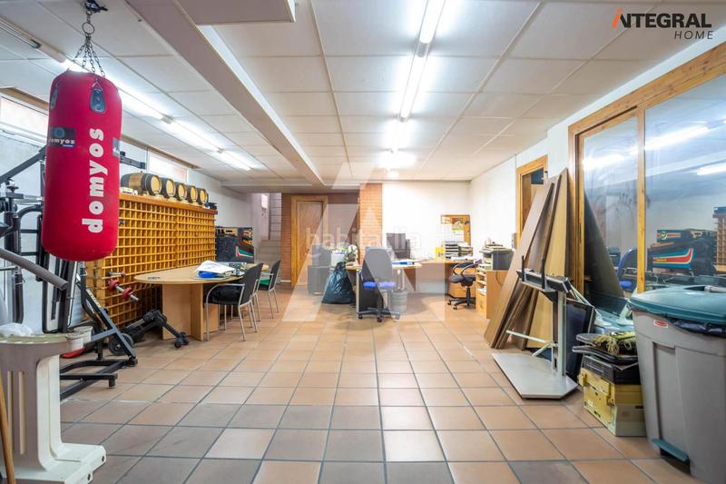 Foto 35fc7b5a-50c8-4075-b8f2-874dbf161aa1. Chalet mit heizung parking pool in Zona Alta Premià de Mar