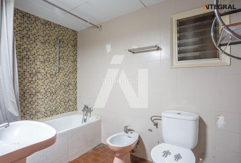 Foto 694a964b-546b-4eb9-a91a-07c6b7c0d3a6. Planta baixa amb calefacció piscina a Centre Vilassar de Mar