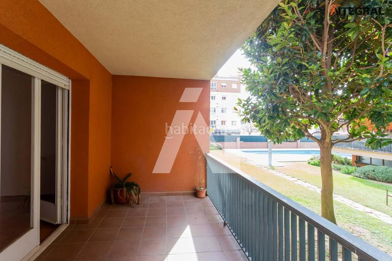 Foto 7bd547b5-b771-43f4-9ec0-12a836542f6e. Planta baixa amb calefacció piscina a Centre Vilassar de Mar