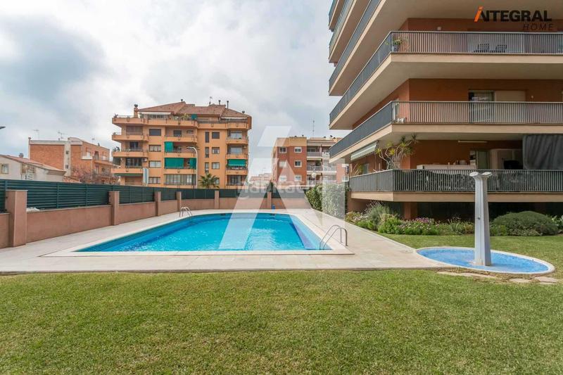 Foto dd67311a-6d02-4de7-b5e0-99d8ae7bd89a. Planta baixa amb calefacció piscina a Centre Vilassar de Mar
