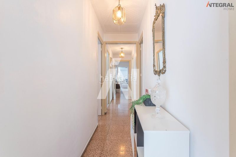 Foto b9e918d0-4ff0-4e8f-9c8a-f3af18c3e488. Pis a Centre Pineda de Mar