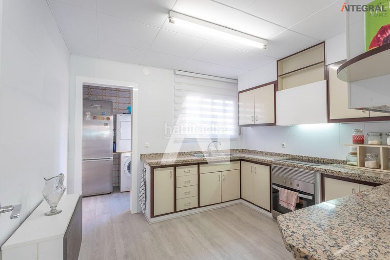 Foto bc0b439c-2b47-458b-83b7-dbcabc5e8fa9. Pis a Centre Pineda de Mar