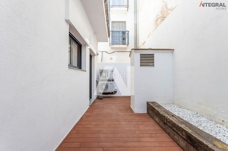 Foto 15780944-e29b-4734-9612-beaa536d848a. Planta baixa a Centre Mataró