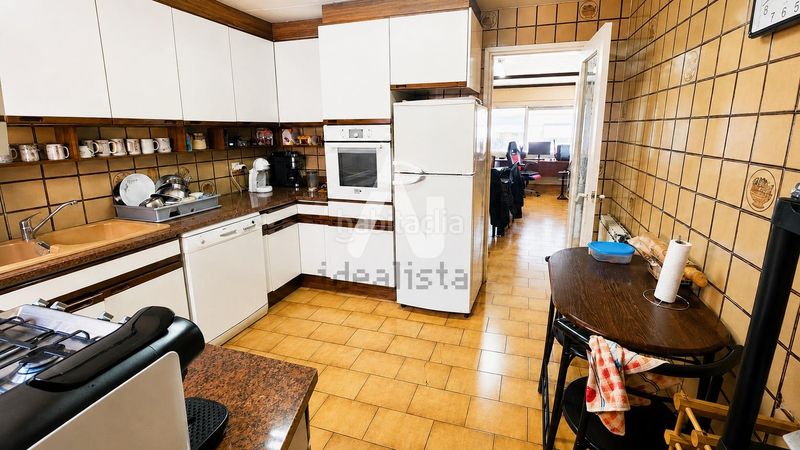 Foto c7ee91a7-50d3-4705-8f27-dbdf8e2b56d5. Pis a Centre Pineda de Mar