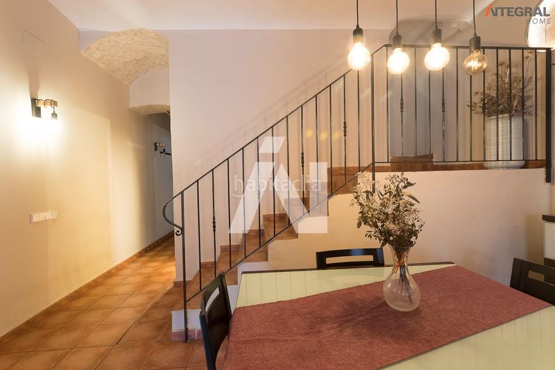 Foto 7c3a6516-f66c-4ebd-afad-30328232e157. Casa aparellada amb calefacció a Vilassar de Dalt