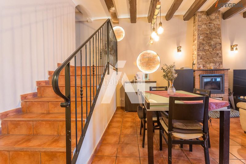 Foto f4eaf196-4166-4ae7-8f69-f59f577ab0cb. Casa aparellada amb calefacció a Vilassar de Dalt