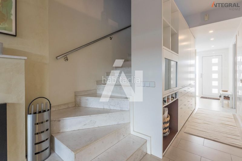 Foto 05ba7945-43e8-4062-9222-6be8bbd11568. Casa aparellada amb aparcament a Banyeres Premià de Mar