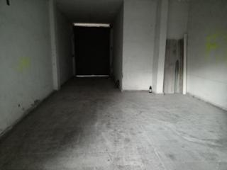 Lloguer Local Comercial a Galdakao. Alquiler de local diáfano en el centro de galdakao