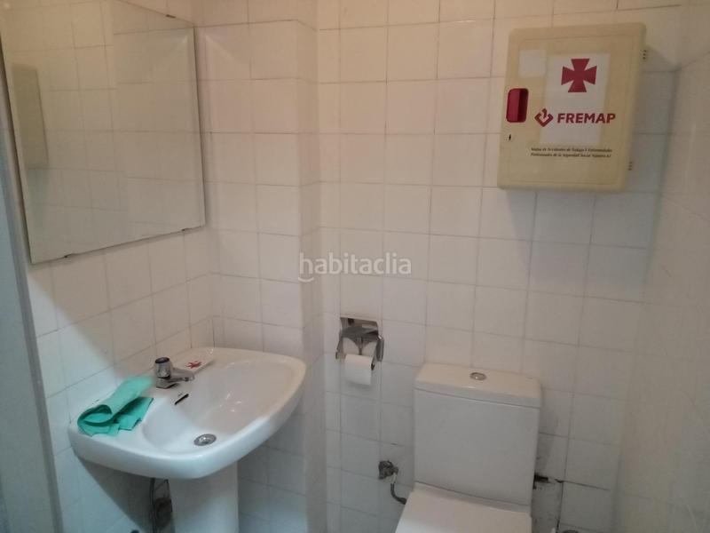 Foto db070272-6337-4505-823f-2165f41c52ed. Location local commercial dans Galdakao