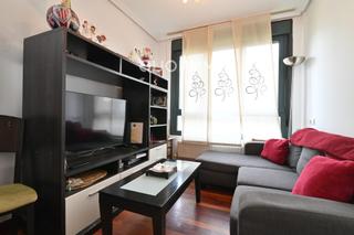 Appartement à Lemoa. Piso con ascensor cota cero de 2 dormitorios y 2 baños con ampli