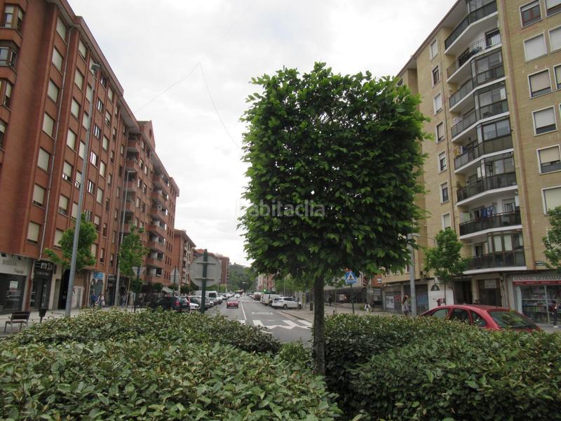 Foto 260095f6-36cd-4b7d-90f2-4229b0dc8e8a. Location local commercial dans Galdakao