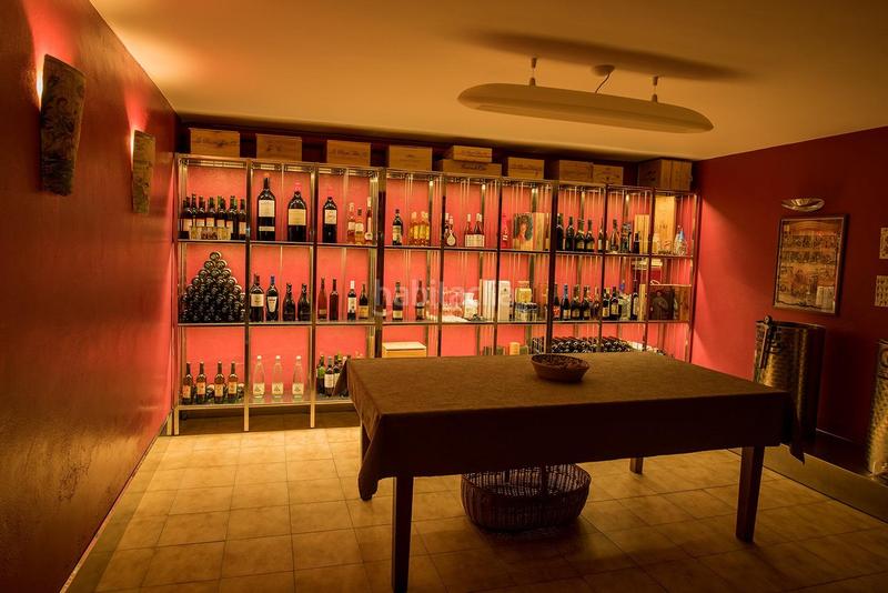 Foto 28dc24dd-8895-4f56-a856-29168d0b9390. Xalet amb calefacció aparcament a Zaratamo