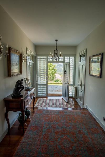 Foto c8ffb17f-aa16-471c-ba9e-e53e2a7c191c. Xalet amb calefacció aparcament a Zaratamo