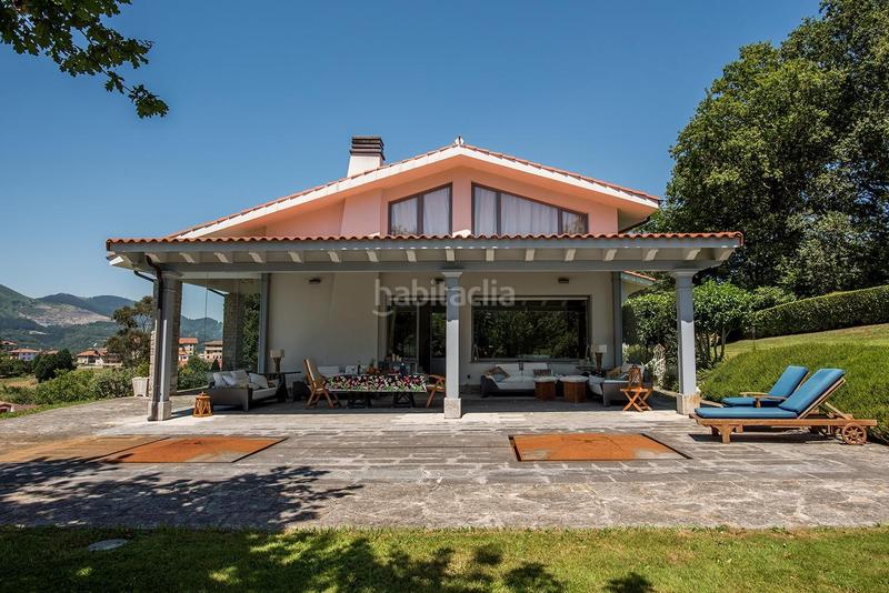 Foto daa0aeaf-63db-4ea6-9866-4487a5402352. Xalet amb calefacció aparcament a Zaratamo