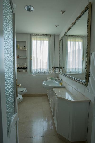 Foto de433370-4490-44b8-b1f2-49d5175ec514. Xalet amb calefacció aparcament a Zaratamo