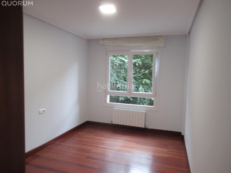 Foto b36e0e86-81bc-4474-9bef-22dca46d7d42. Piso  con ascensor a cota 0 de 3 habitaciones, garaje y trastero en Usansolo