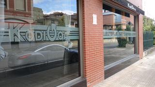 Lloguer Local Comercial a Lemoa. Bar en lemoa con licencia y salida de humos
