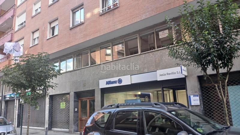 Foto 92d0d00f-421b-4024-9023-8d6430e0c3c2. Alquiler local comercial entreplanta totalmente acondicionada en el centro en Galdakao