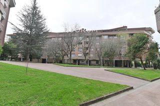 Pis a Galdakao. Pisazo para entrar a vivir con ascensor a cota 0 de 2 habitacion