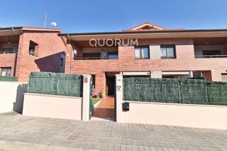 Xalet en Bedia. Espectacular adosado de 4 habitaciones con garaje y txoko en bed