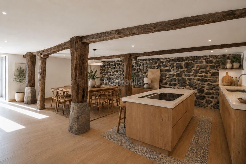 Foto 4c408b29-b617-498c-919d-429dba185a69. Casa amb calefacció aparcament a Dima
