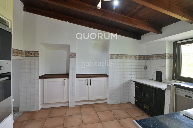 Foto 5afa874e-3783-4570-b93a-0fb6ada567fc. Casa amb calefacció aparcament a Dima