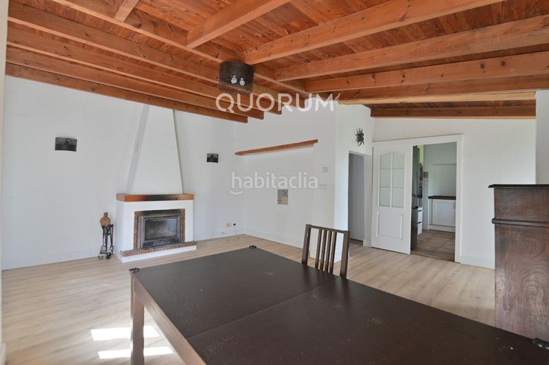 Foto 9d92085a-ce6a-4e2d-a6b0-e77d77568ae4. Casa amb calefacció aparcament a Dima
