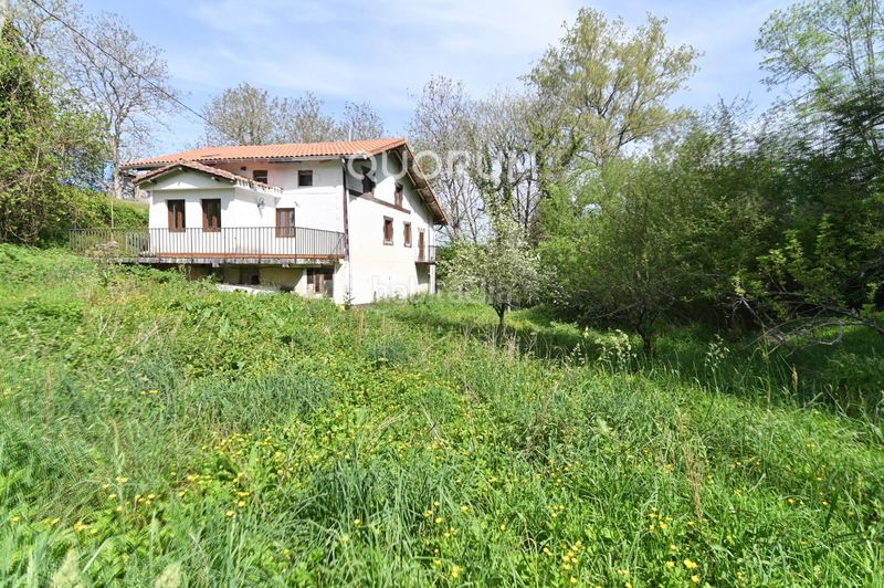 Foto a0ddfa60-14b1-41ac-b322-1c274845cce1. Casa amb calefacció aparcament a Dima