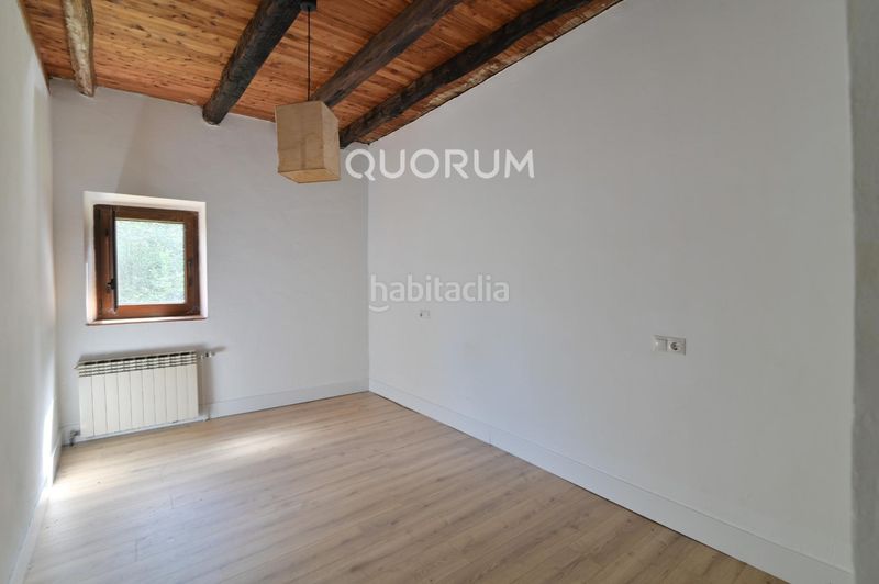 Foto ba3446dd-dbd8-4a2a-8d07-b1693ac10fde. Casa amb calefacció aparcament a Dima