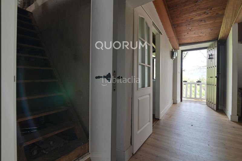 Foto f15dcda6-f499-4e82-ab99-c0372d6f2983. Casa amb calefacció aparcament a Dima