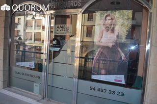 Lloguer Local Comercial a Galdakao. Peluqueria totalmente acondicionada en pleno centro de galdakao